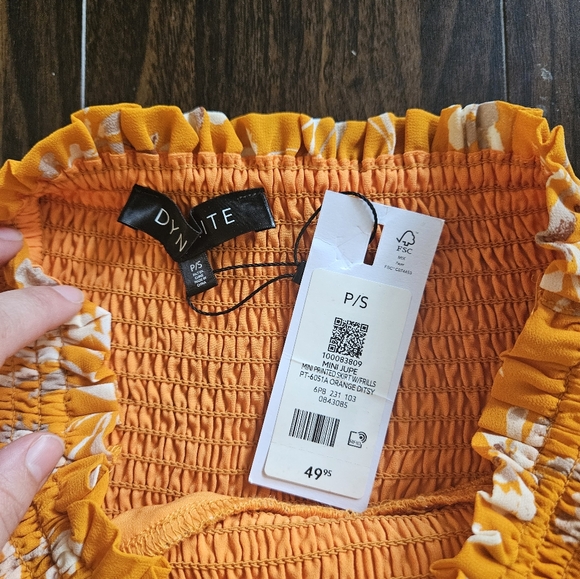 Dynamite skirt - Picture 3 of 3